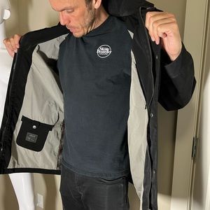 Meet your Posher, Lyndon